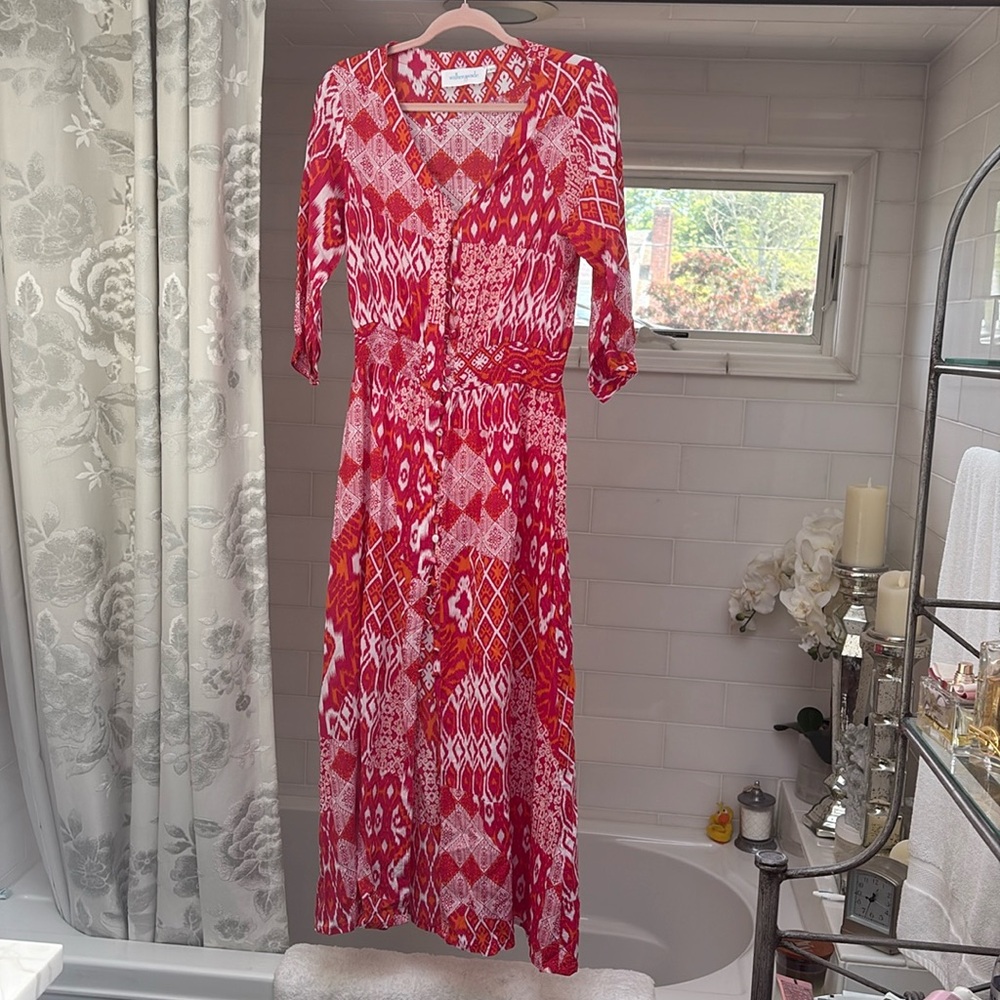 WALKER & WADE Elegant Red Patterned Dress